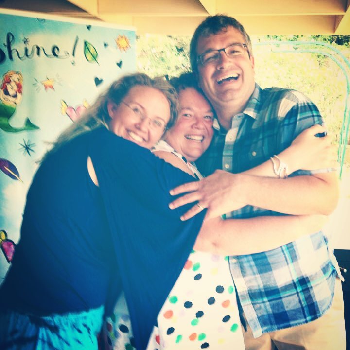 hug sandwich